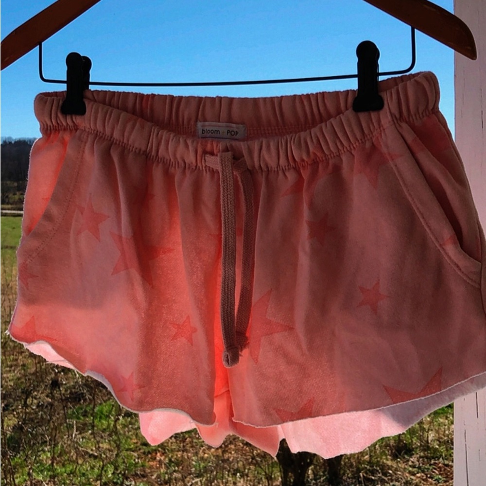 NEVER WORN pink star shorts💖⭐️